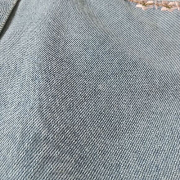 Buffalo David Bitton Button Front Embroidered Floral Denim Skirt Size 30 Waist - Picture 10 of 12